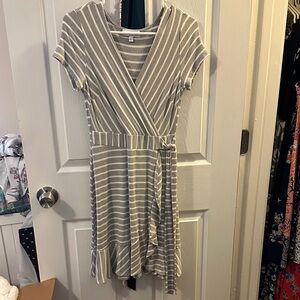 Gilli Gray and White Striped Midi Dress